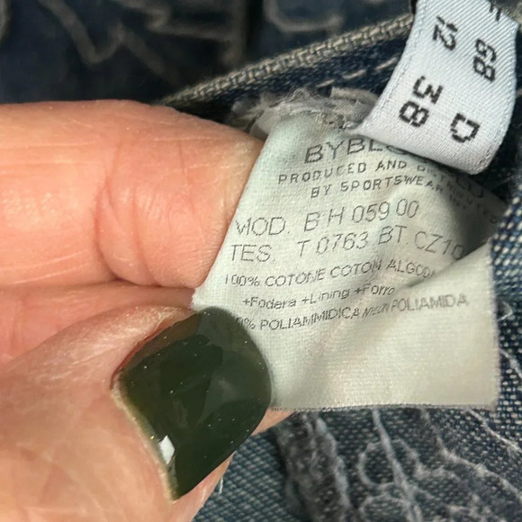 Byblos Blu Embroidered Cropped Denim Jean Jacket Size 8 - Picture 9 of 9